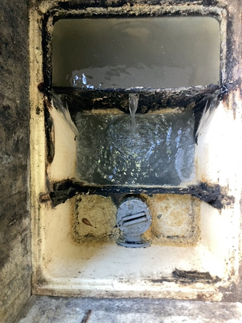 バスケット清掃の重要性【目詰まりによる悪循環】